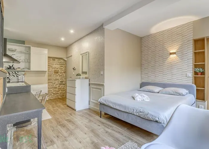 アパート Comfortable Fully Equipped - Center *