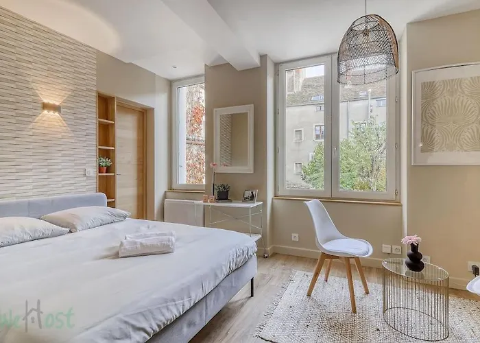 Comfortable Fully Equipped - Center